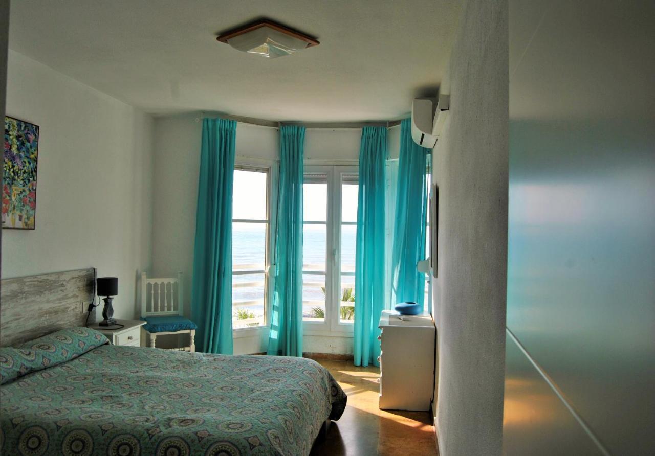 Apartamento Frente Al Mar,Primera Linea De Playa Ринкон-де-ла-Викториа Экстерьер фото