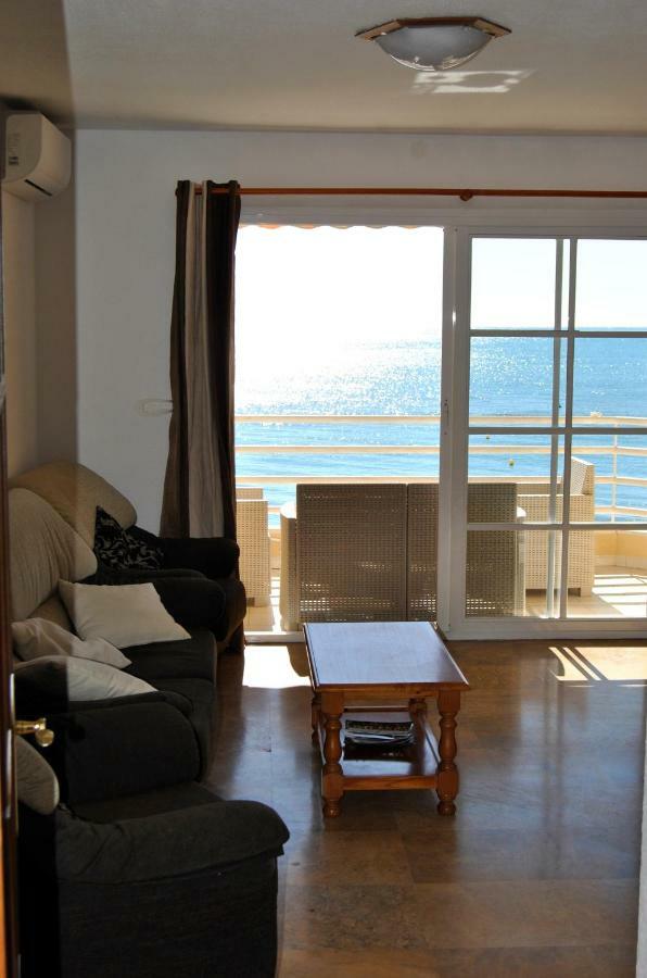 Apartamento Frente Al Mar,Primera Linea De Playa Ринкон-де-ла-Викториа Экстерьер фото